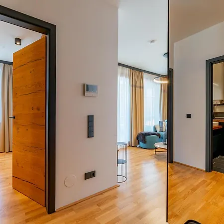 Zirbennest Sonnenalpe A03 * Tröpolach